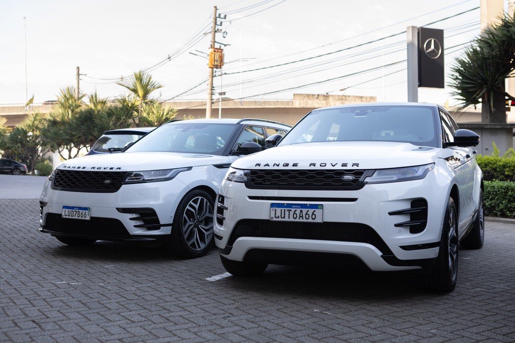 Range Rover Velar (direita) e Evoque — Foto: Marcelo Brandt/G1