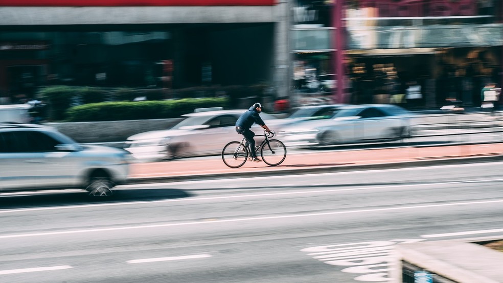 Ciclista que tem Carteira Nacional de Trânsito é mais vulnerável às penalidades — Foto: Pixabay