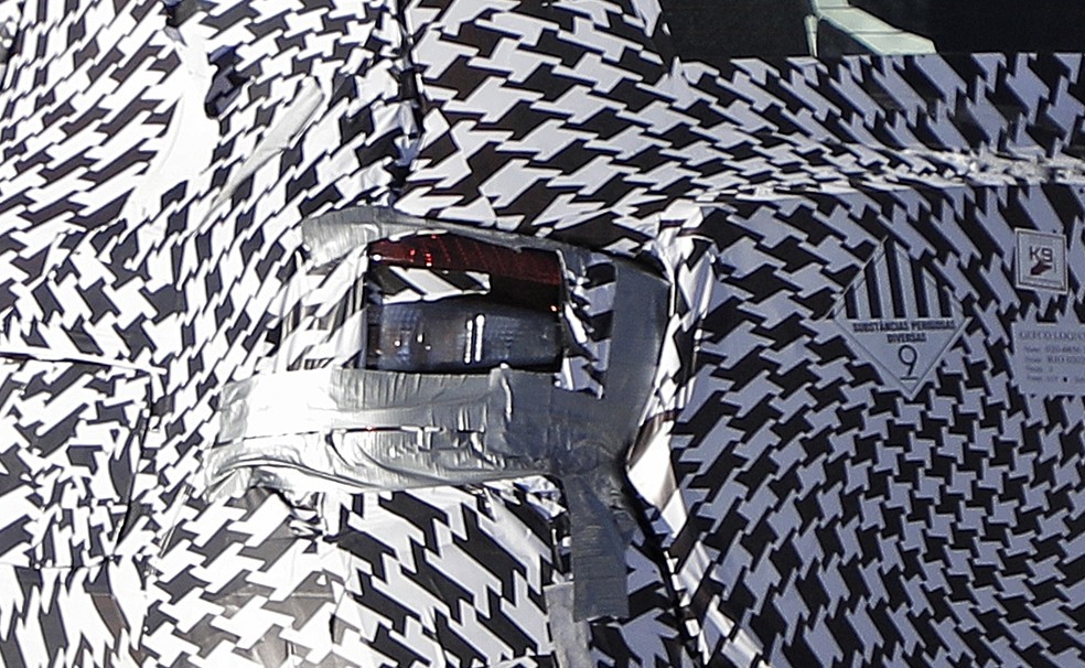 Não é possível ver se as lanternas terão extensões que invadem o porta-malas — Foto: Automedia