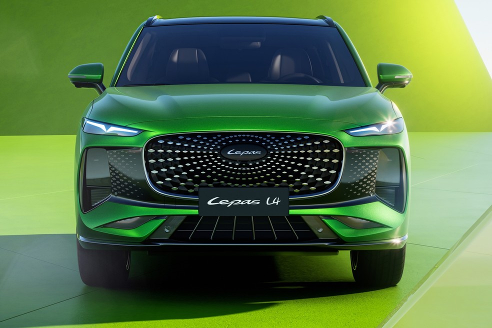 Lepas L4 lembra bastante os carros da Chery  — Foto: Divulgação/Lepas