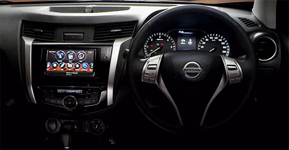 Teaser do interior da Nissan Frontier (Foto: Reprodução) — Foto: Auto Esporte