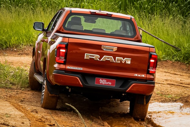Ram Dakota Laramie 2026