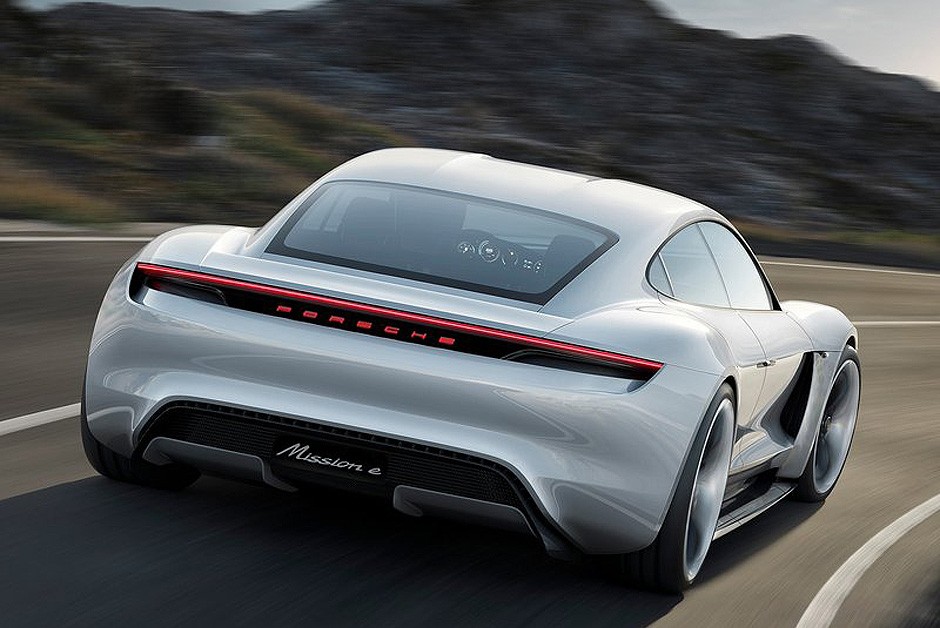 Conceito Porsche Mission E