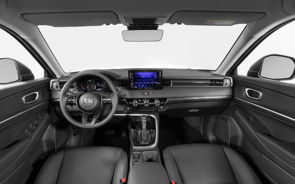 Honda HR-V tem cabine mais sóbria e acabamento acima da média — Foto: Divulgação