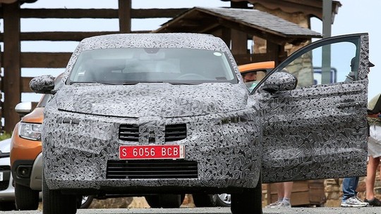 Flagra: como é o Captur cupê que a Renault pretende fazer no Brasil