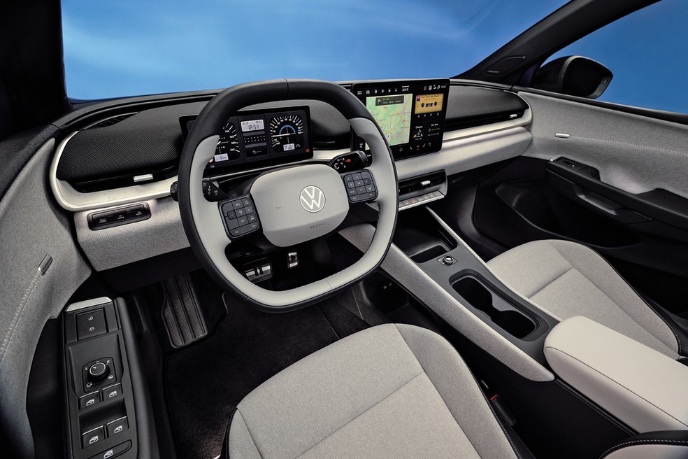 Volkswagen ID. Polo tem novo painel digital de 10,25” e a central multimídia de 13” — Foto: Divulgação