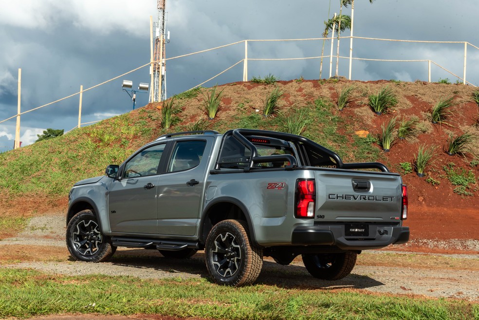 Design da Chevrolet S10 2025 ficou mais robusto em rela��o a linha anterior  � Foto: Divulga��o