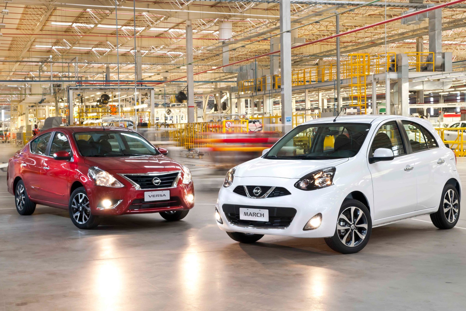 6 carros usados da Nissan para quem procura hatch, sedã, SUV e até elétrico