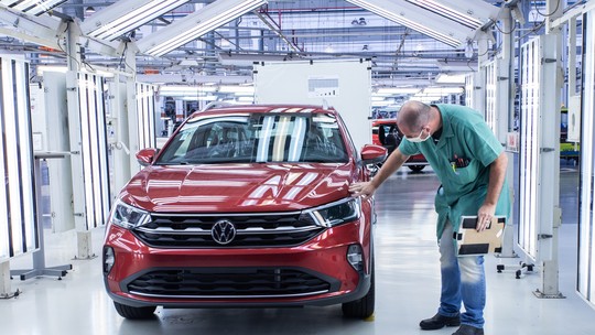 Volkswagen Polo 2021 ganha central multimídia de série e rodas aro 18 na versão GTS
