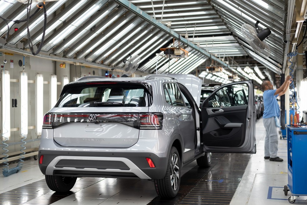 Eixo da suspensão traseira do Volkswagen T-Cross com rachaduras já foi motivo de recall em 2019 — Foto: Divulgação/Volkswagen