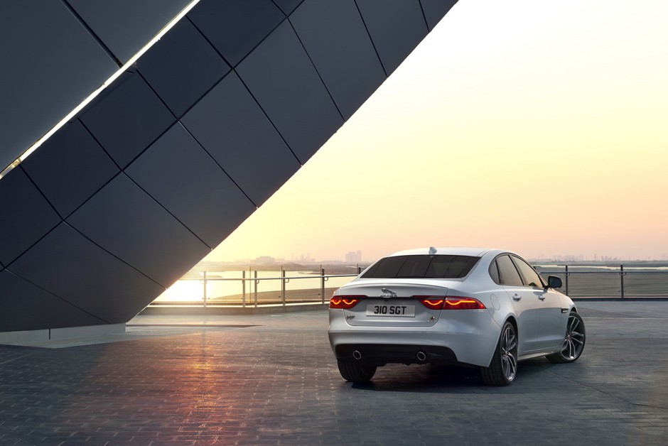 Jaguar XF 2016