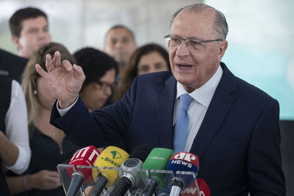 Geraldo Alckmin, vice-presidente do Brasil, fez o anúncio do plano no dia 25 de maio  — Foto: Agência Brasil