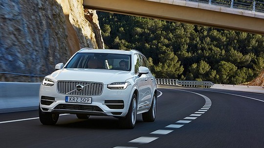 Volvo XC90 terá versão diesel no Brasil