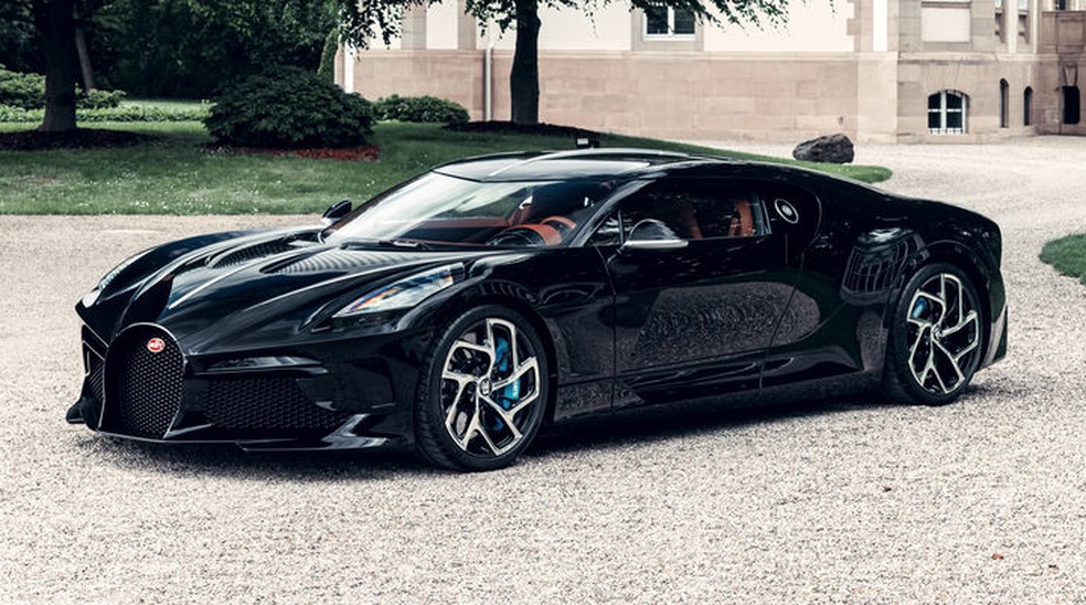 Versão de produção do Bugatti La Voiture Noire é baseada no Chiron — Foto: Divulgação