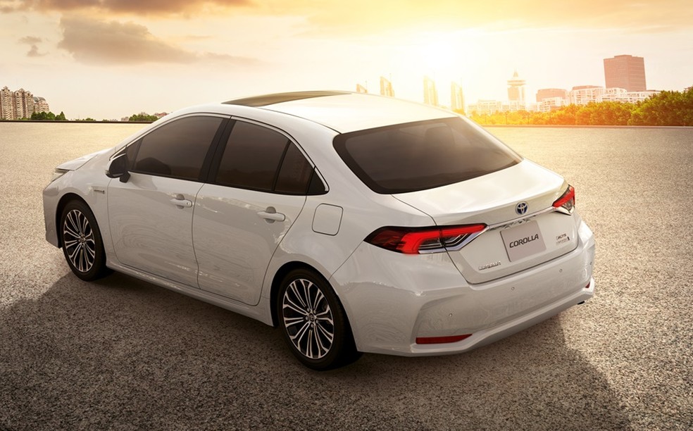 Toyota Corolla 2023 ficou até R$ 1.900 mais caro  — Foto: Divulgação