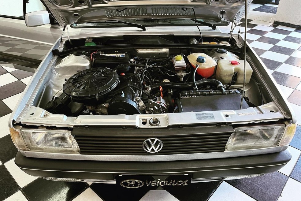Volkswagen Voyage Sport 1993 era equipado com motor 1.8 de 105 cv de potência  — Foto: Divulgação/797 veículos