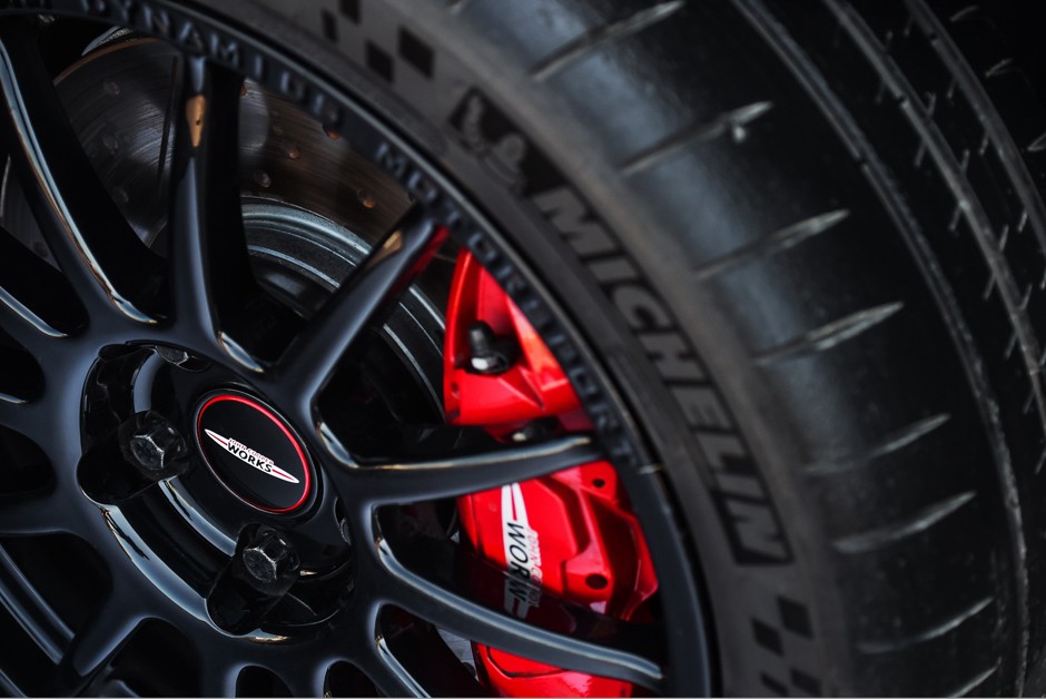 MINI John Cooper Works Challenge