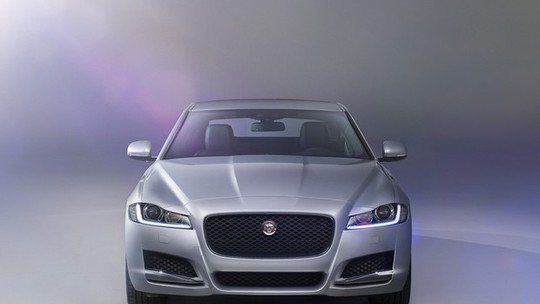 Jaguar XF 2016 estreia em Nova York