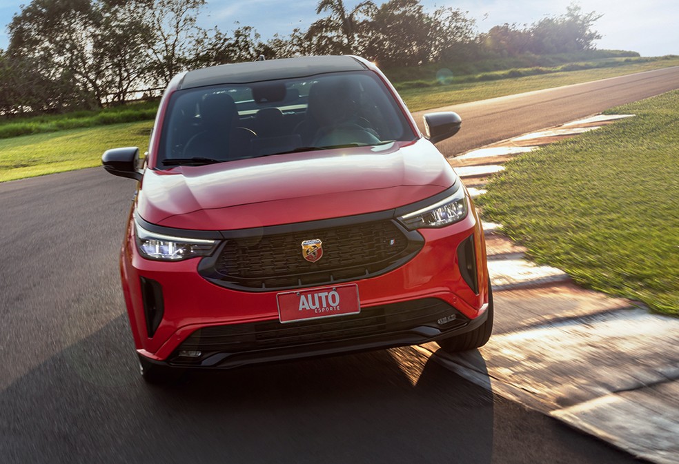 Fiat Fastback Abarth tem R$ 4 mil de diferença para o Volkswagen Nivus GTS  — Foto: Divulgação