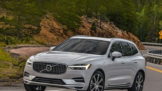 Teste: Volvo XC60 T8 R-Design híbrido tem 407 cv e desvia sozinho de obstáculos