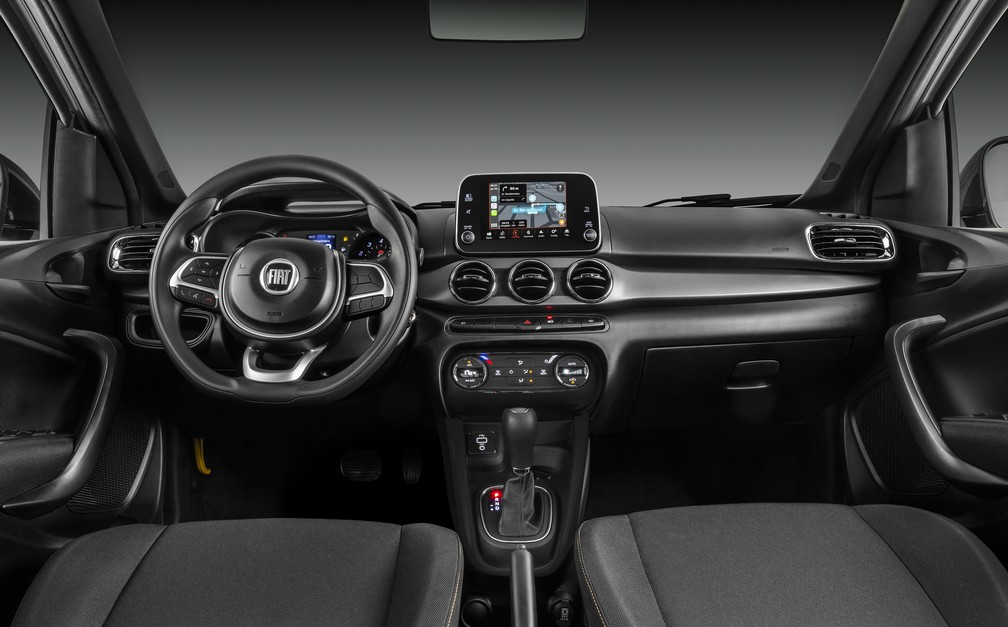 Fiat Argo Trekking 1.8 — Foto: Divulgação/Fiat