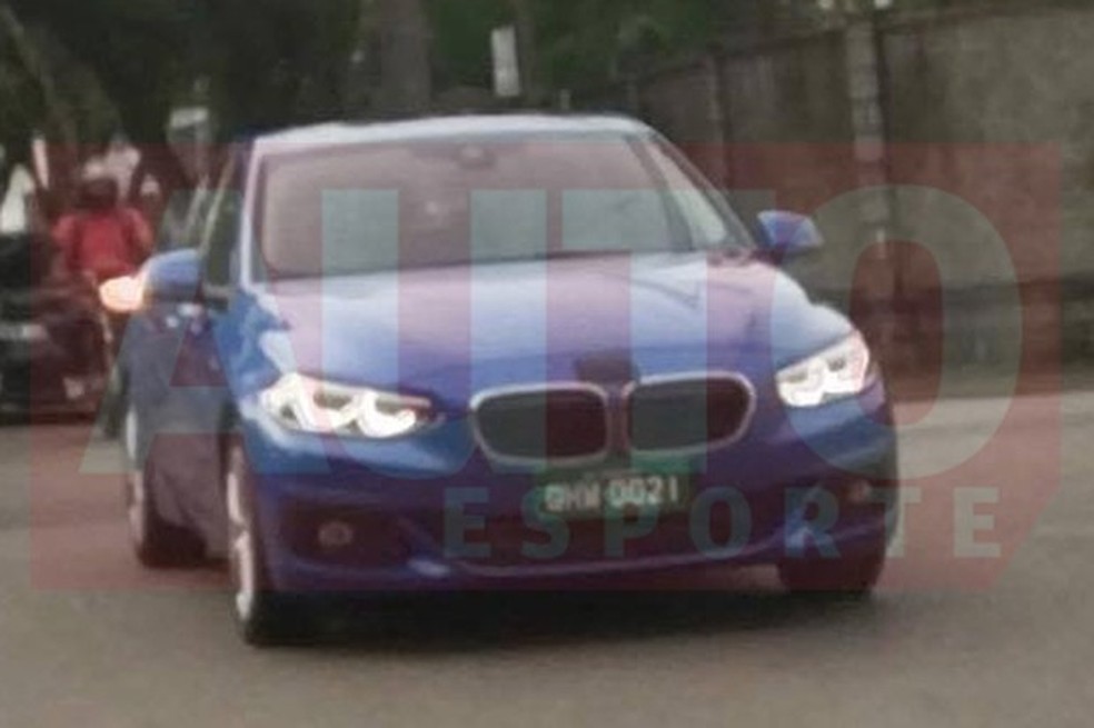 Flagra do BMW Série 1 Sedan no Brasil (Foto: Arthur Marchini / Auto News Brasil) — Foto: Auto Esporte