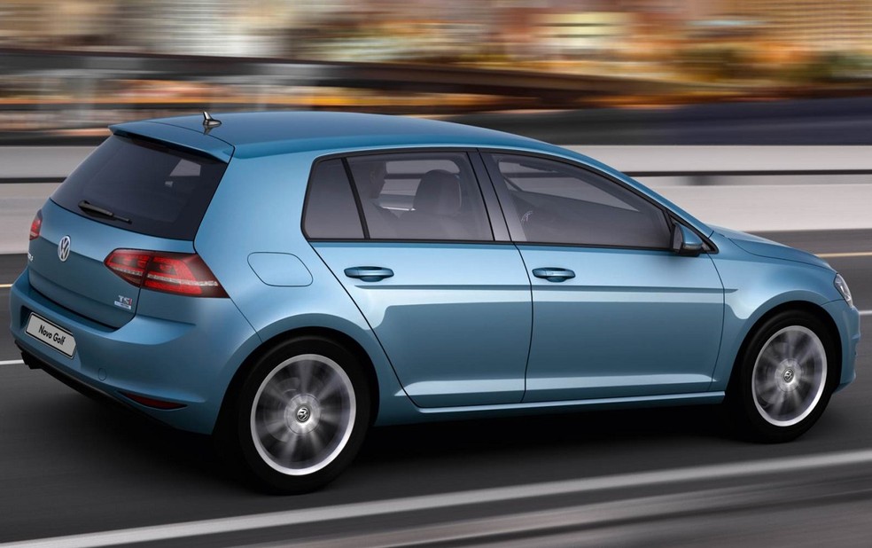 Volkswagen Golf Highline era a versão mais "top" da sétima geração, sem a sigla GTI — Foto: Divulgação