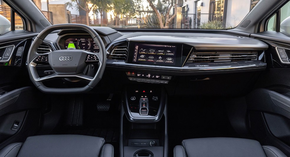 Interior do Audi Q4 e-tron antecipa o visual do Q6 e-tron — Foto: Divulgação