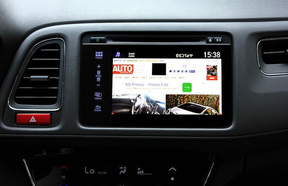 Mirror Link ativado na central multimídia do Honda HR-V (Foto: Gustavo Maffei/Auto News Brasil) — Foto: Auto Esporte