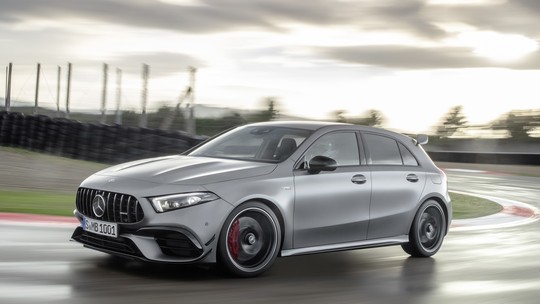 Mercedes-Benz mostra novos Classe A e CLA AMG com motor 2.0 de até 421 cv
