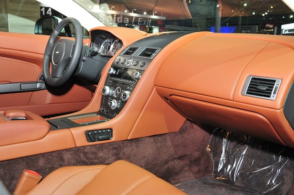Aston Martin Vantage V8 (Foto: Oswaldo Palermo / Auto News Brasil) — Foto: Auto Esporte
