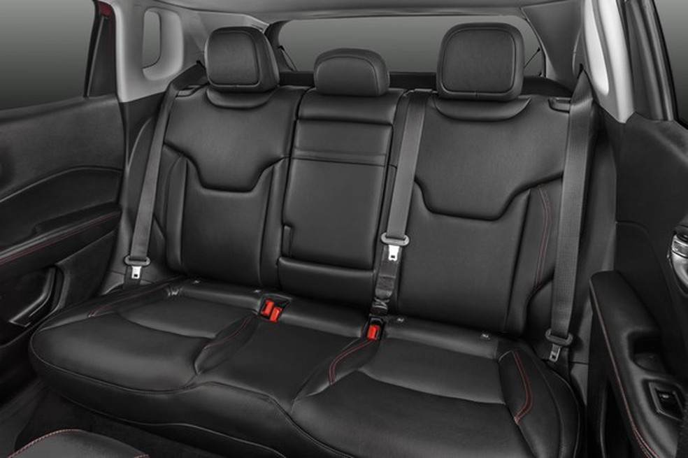 Jeep Compass Trailhawk turbodiesel (Foto: Divulgação) — Foto: Auto Esporte