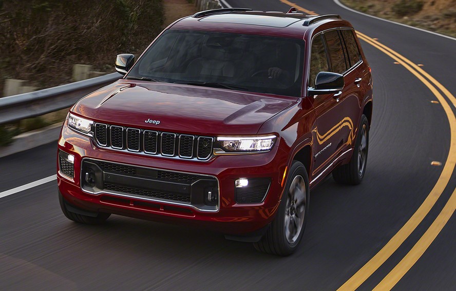 Jeep Grand Cherokee L 2022 Dianteira Movimento