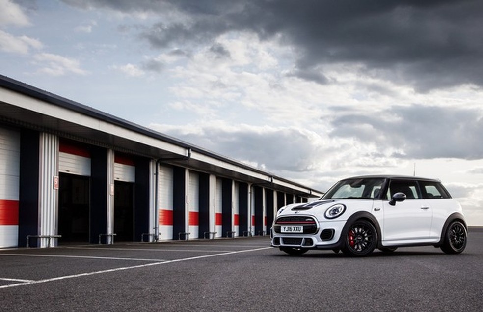 MINI John Cooper Works Challenge (Foto: Divulgação) — Foto: Auto Esporte