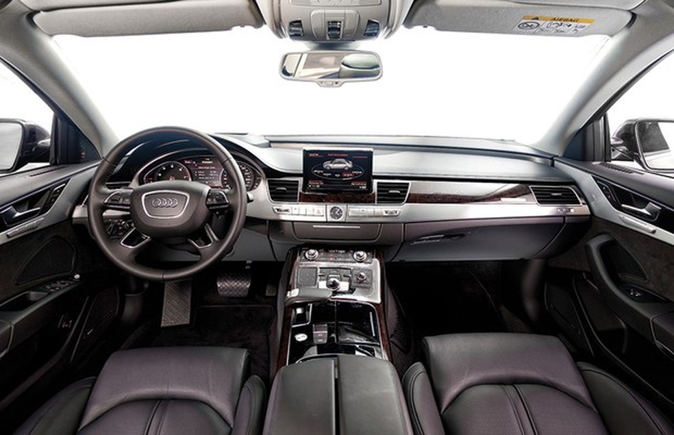 Audi A8 L (Foto: Leo Sposito / Auto News Brasil) — Foto: Auto Esporte