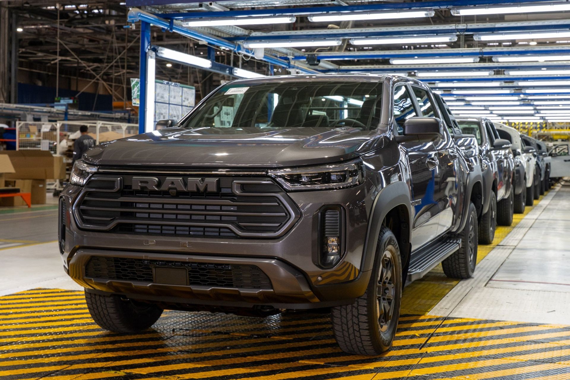 Ram Dakota começa a ser fabricada com motor de Rampage