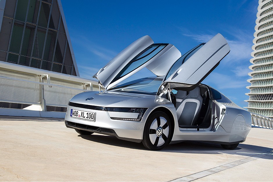 VW XL1 tem motorização híbrida plug-in, que combina propulsores a diesel e elétrico