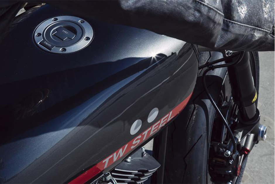 Yamaha "Son of a time" ( baseada na XV950)