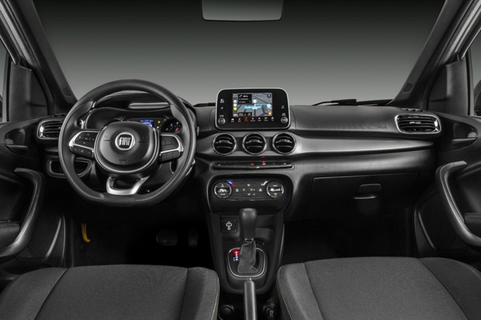 A central multimídia com tela de 7" tem Android Auto e Apple Carplay (Foto: Divulgação) — Foto: Auto Esporte