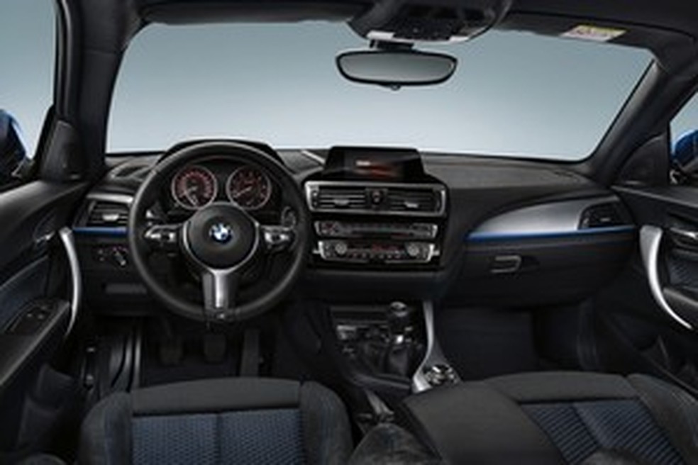 BMW Serie 1 (Foto: Divulgação) — Foto: Auto Esporte