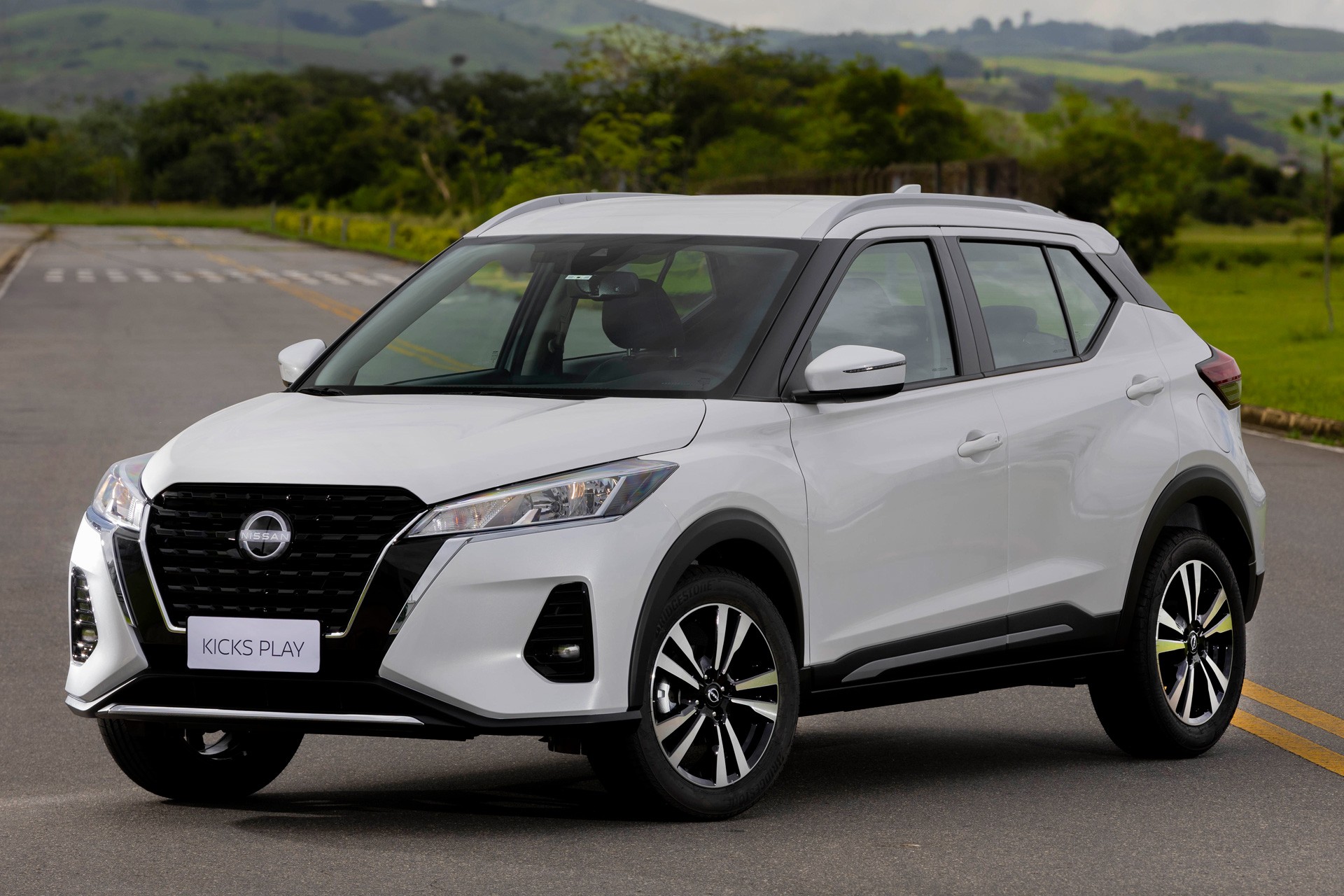 Nissan Kicks Play 2025: preços, versões e equipamentos