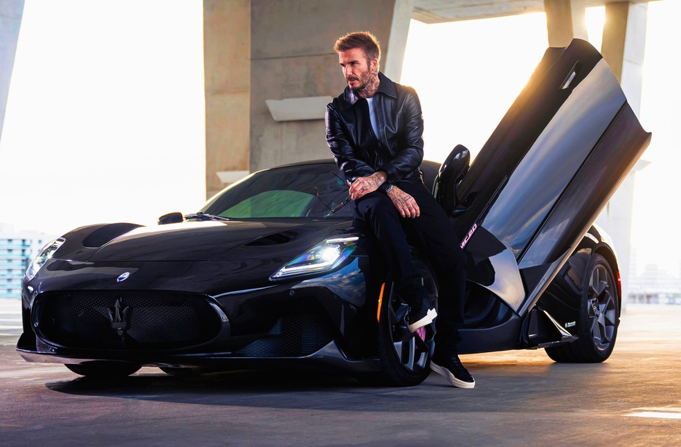 Embaixador da marca, David Beckham recebeu da Maserati um MC20 modificado  — Foto: Divulgação