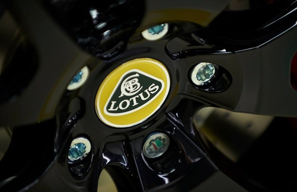 Logo Lotus (Foto: Reprodução/Facebook) — Foto: Auto Esporte