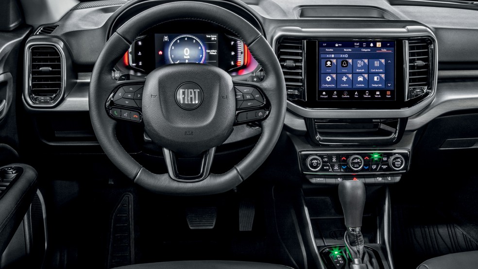 Central multimídia tem tela de 8,4" e oferece conectividade com Apple CarPlay e Android Auto  — Foto: Divulgação