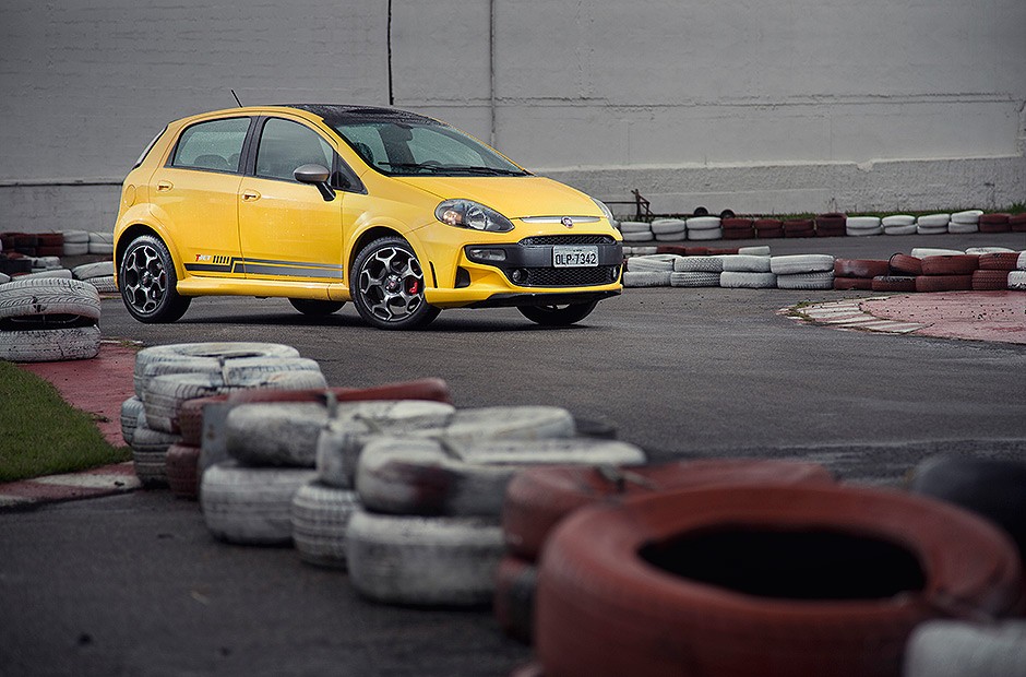 Fiat Punto T-Jet - Motor 1.4 turbo de 152 cv