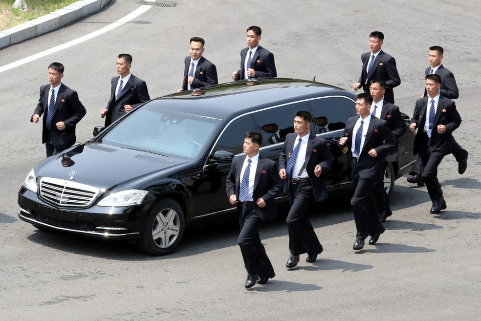 Mercedes-Benz S600 Pullman Guard de Kim Jong-un (Foto: Korea Summit Press Pool/Getty Images) — Foto: Auto Esporte