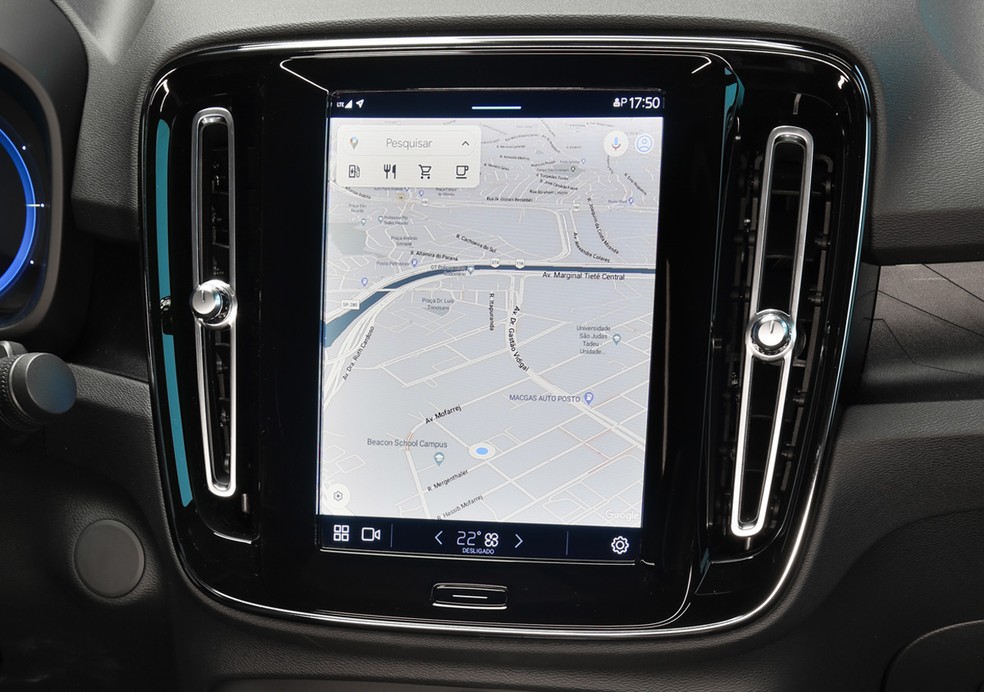 Central multimídia do Volvo C40 roda com sistema nativo do Google — Foto: Divulgação