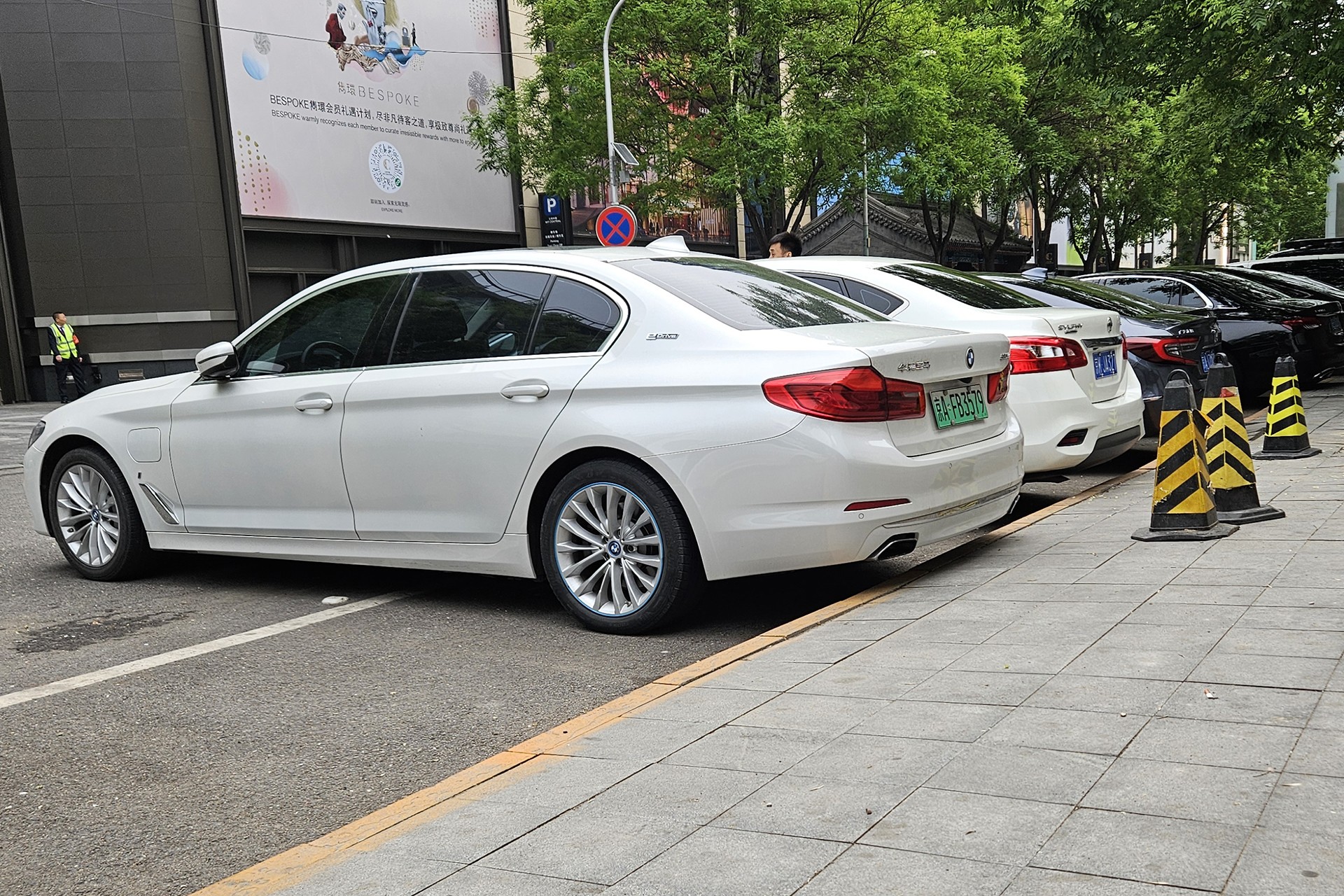 China vira a grande resistência dos sedãs contra a extinção