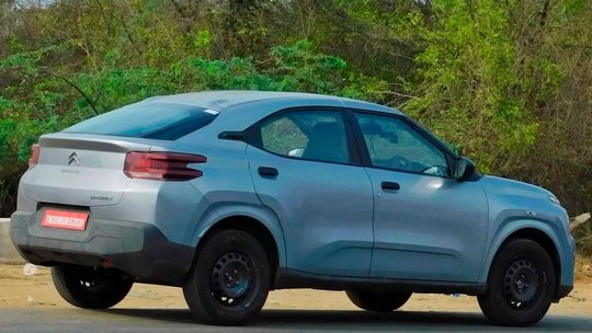 Flagra: Citroën Basalt tenta corrigir falhas do interior de C3 e Aircross