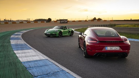 Novos Porsche Boxster e Cayman GTS chegam ao Brasil com 400 cv, mas sem câmbio manual
